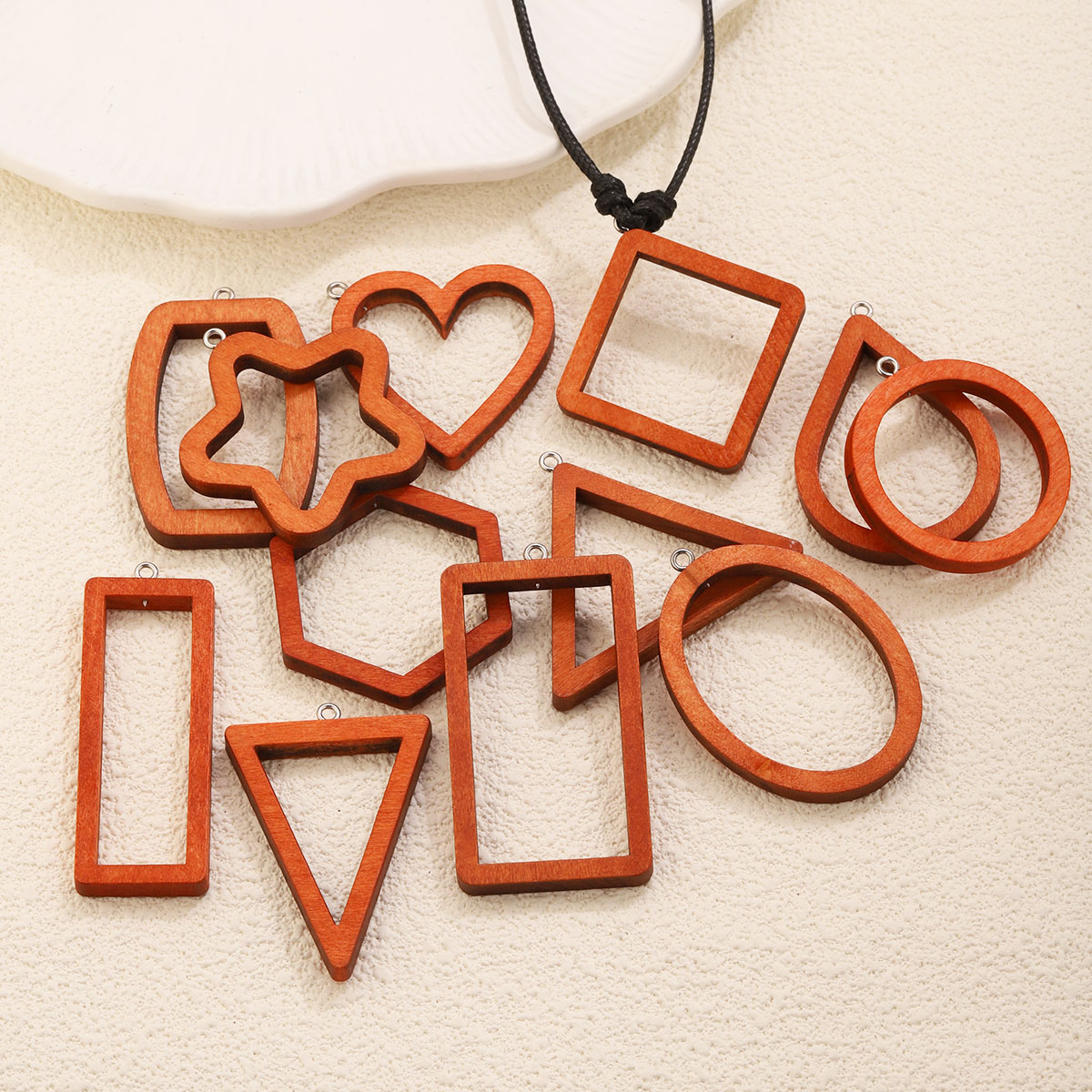 10 Breloques Géométriques en B - Resin Art Notes avis et prix